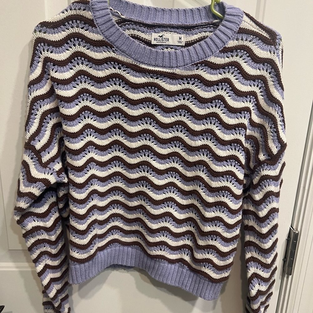 Hollister Women's knit wavy striped spring sweater